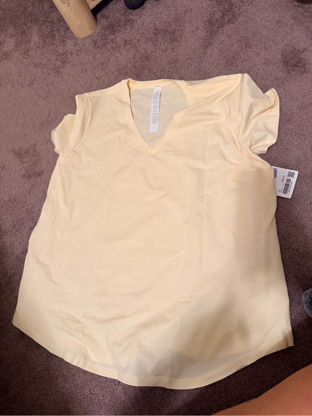 Lululemon Buttercream V-Neck Love Tee